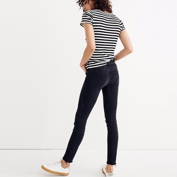 Madewell 9” Mid Rise Skinny Jeans - Picture 3 of 9